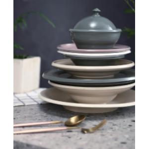 PORCELAIN / CERAMICS 14